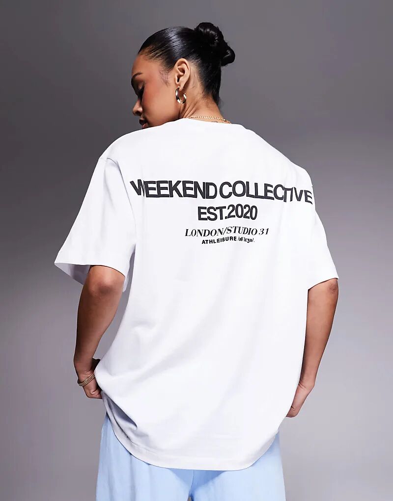 

Футболка Weekend Collective Icon большого размера с жирным шрифтом на спине белого цвета Asos Weekend Collective
