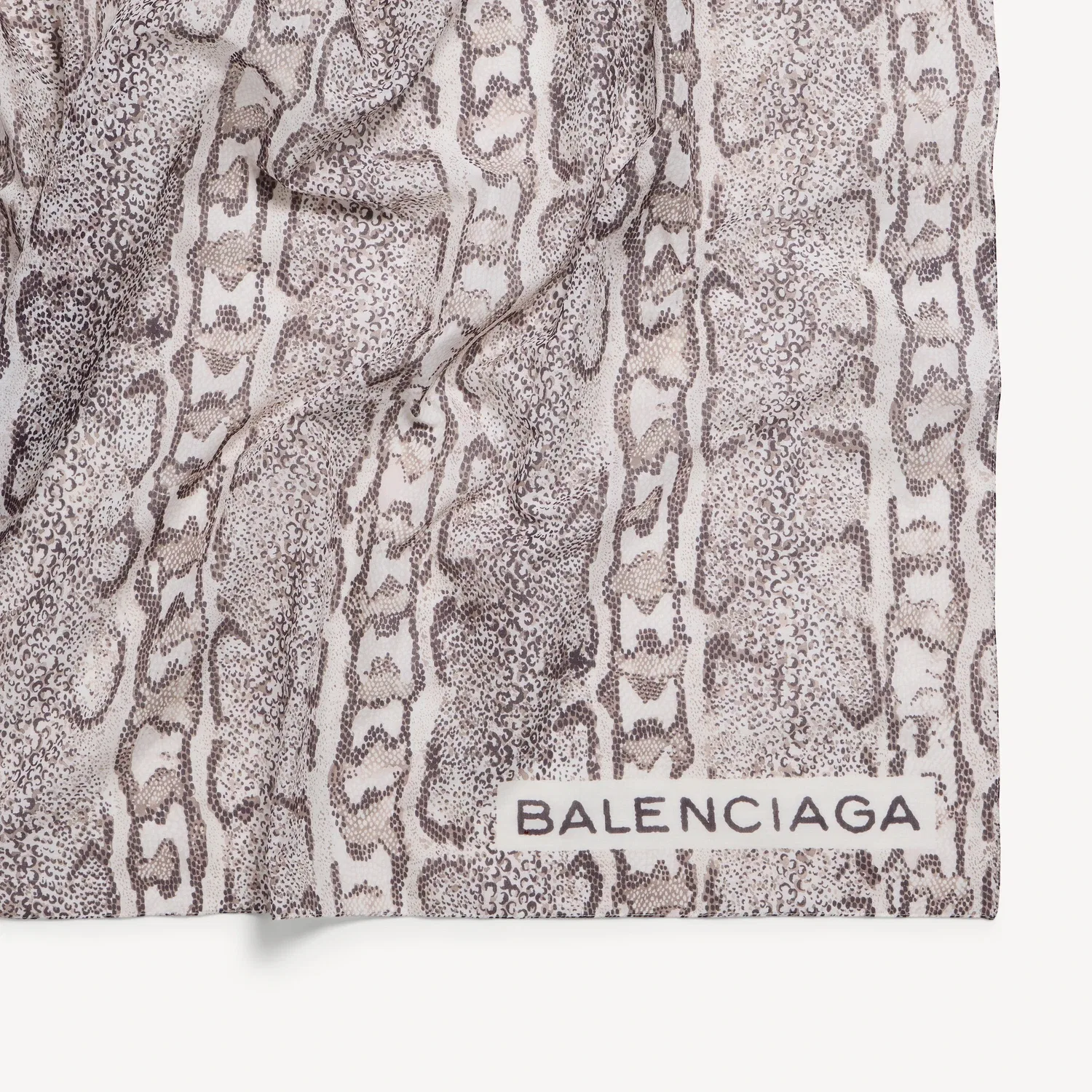 Женское парео с принтом под питона в цвете слоновой кости/коричневом BALENCIAGA — фото 2