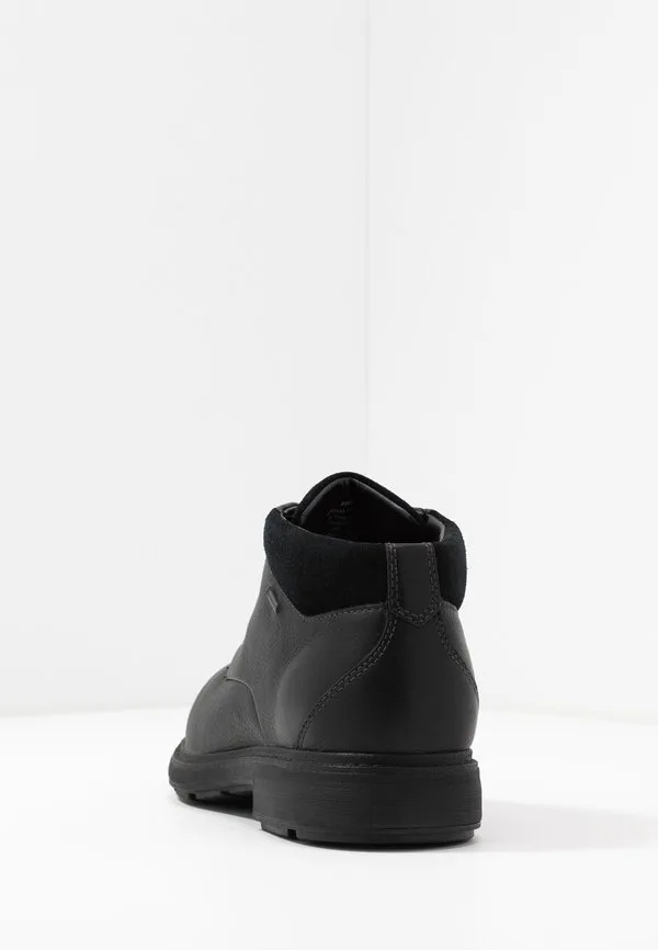 Ботинки на шнуровке un tread upgtx Clarks, Black — фото 4