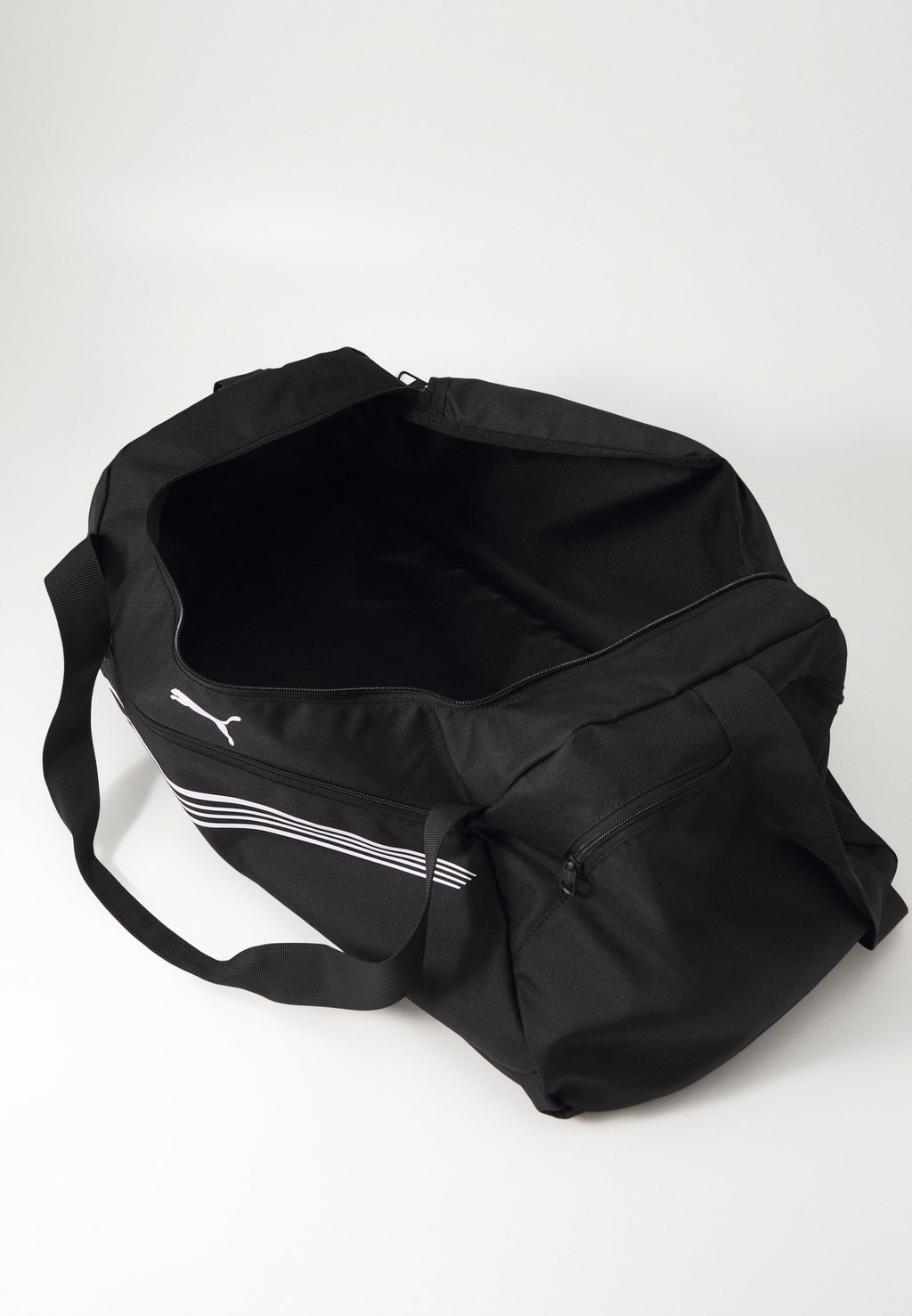 

Спортивная сумка FUNDAMENTAL MEDIUM BAG Puma, черный
