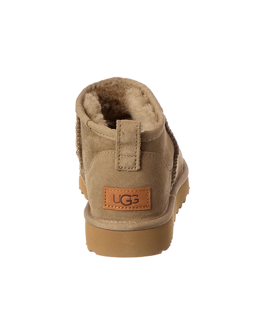 UGG Классические ультрамини сапоги из замши и овчины, коричневый — фото 3