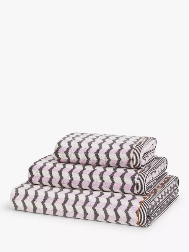 

Полотенце Margo Selby Finchley, цвет pink/multi