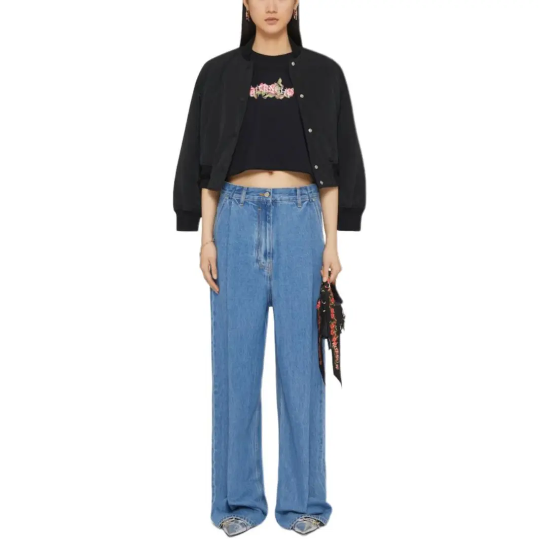 Givenchy Футболка Women's Black с круглым вырезом, умеренно прямого кроя — фото 4