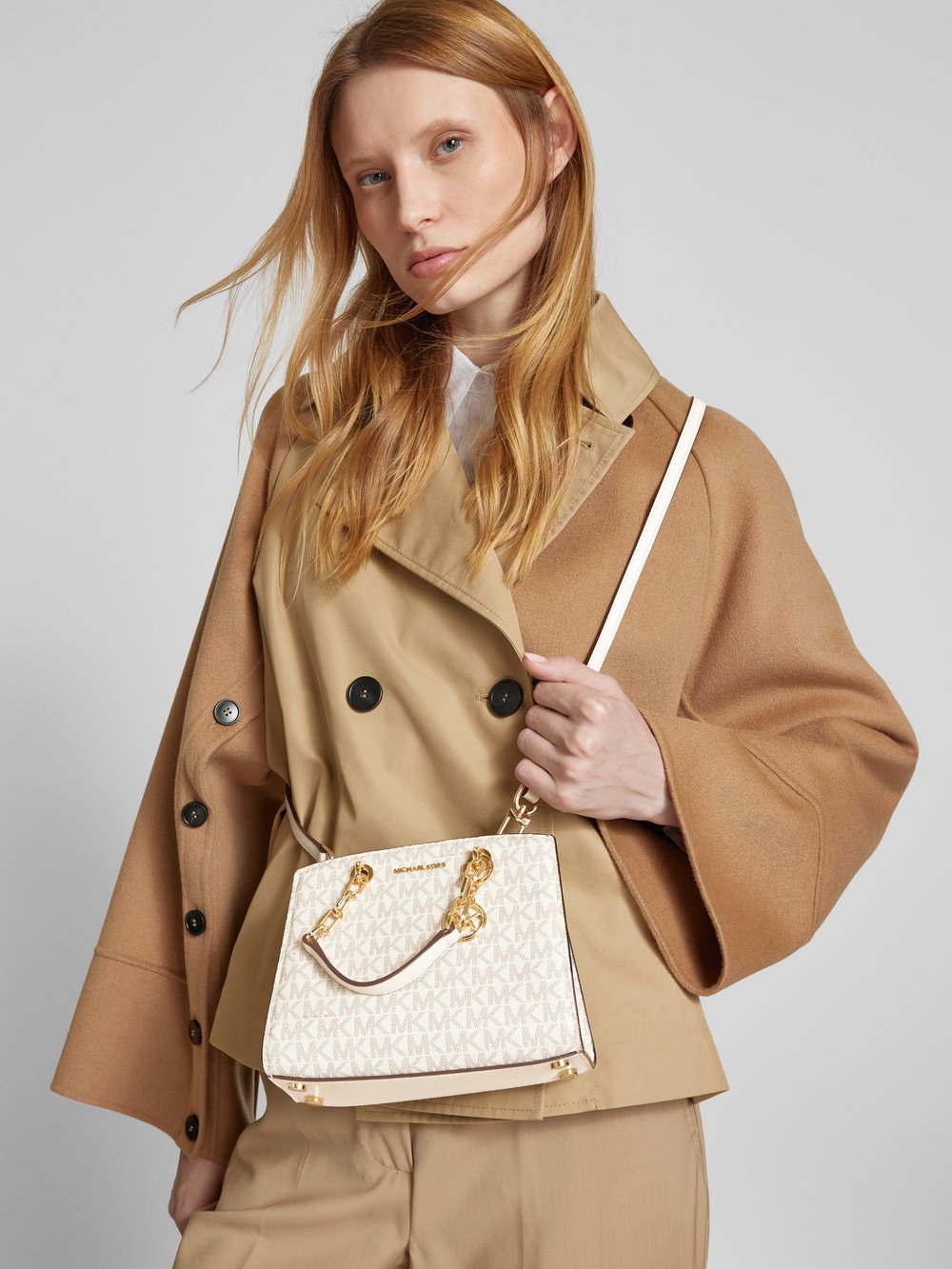 

Сумка с ручкой для переноски MICHAEL Michael Kors, экрю