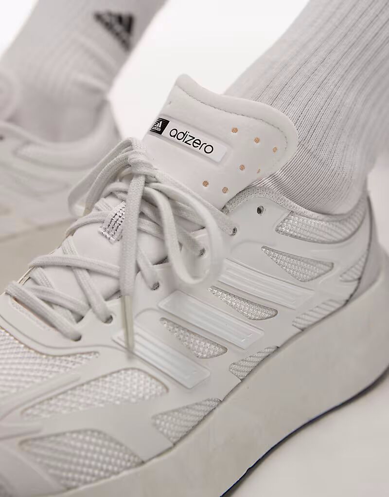 Кроссовки Adidas Originals Adizero Aruku белого цвета — фото 4
