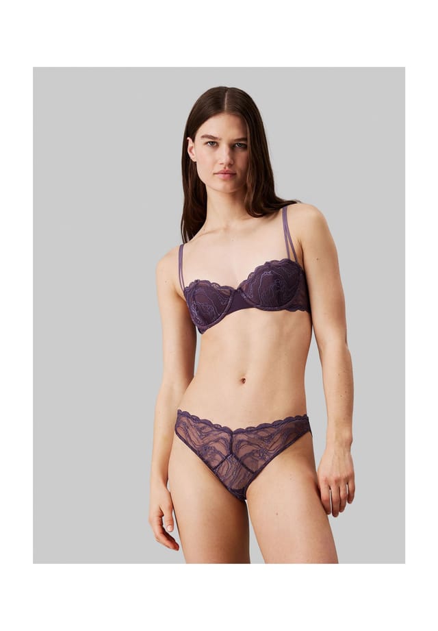 

Бразильские трусики кружевные Calvin Klein, цвет 9n1 nightshade