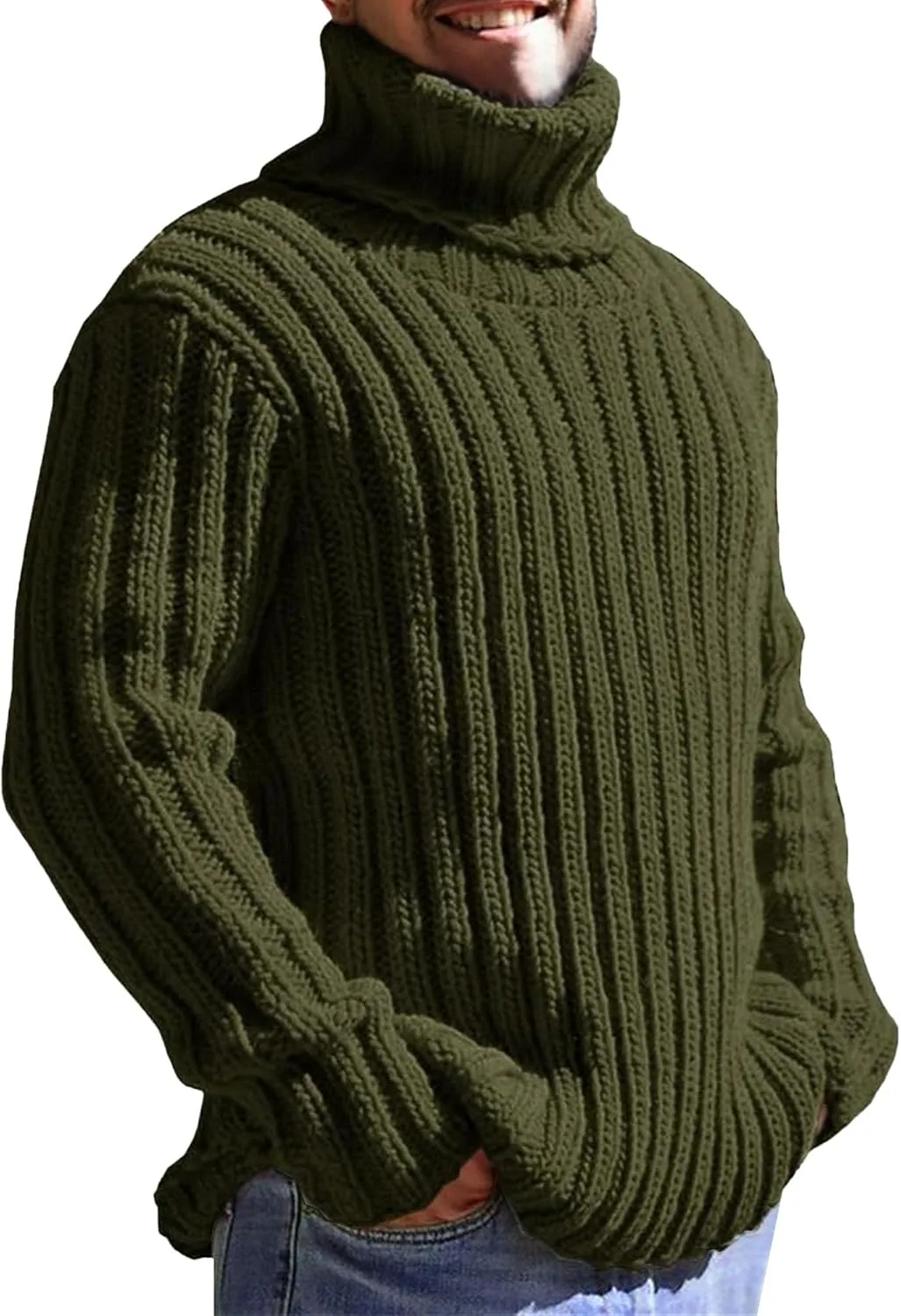 

Мужской свитер с воротником-хомутом, кабельной вязкой и приталенным кроем DGHM-JLMY