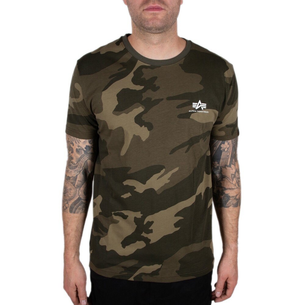 

Футболка Alpha Industries Basic Small Logo Camo, зеленый