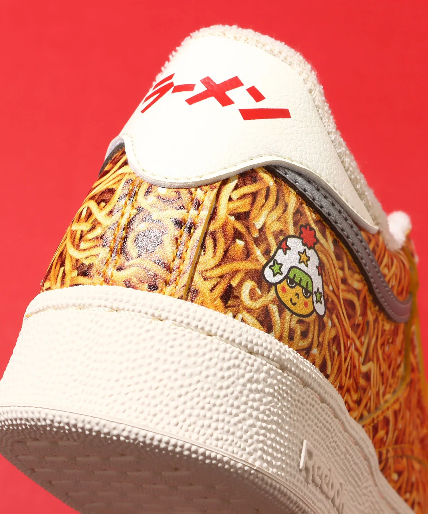Унисекс кроссовки Reebok x atmos x BABY STAR CLUB C 85 AXB с принтом, белые — фото 4