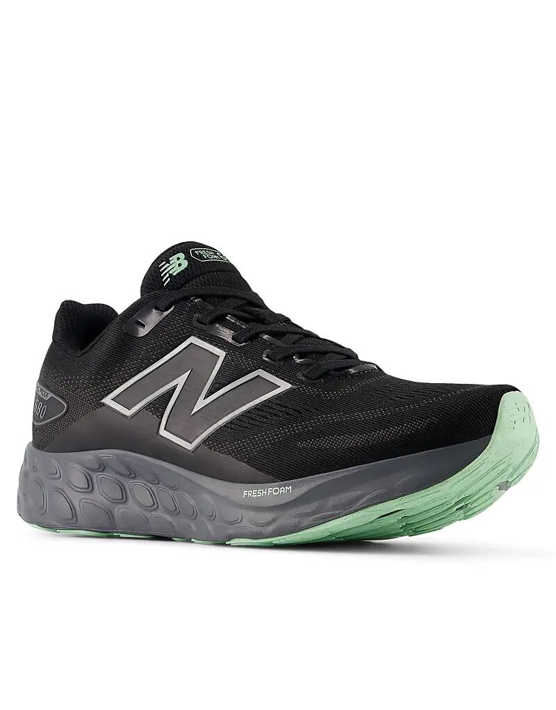 Водонепроницаемые кроссовки New Balance Fresh foam 680 v8 черного цвета — фото 4