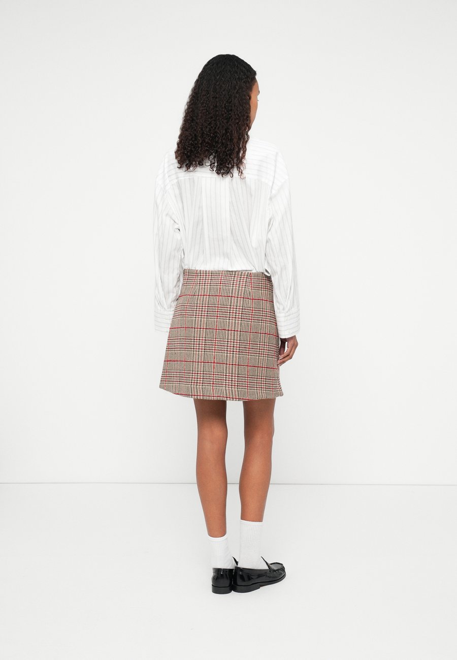 Юбка Tommy Hilfiger SEASONAL TEXTURE MINI SKIRT, Red/Grey /Red — фото 3