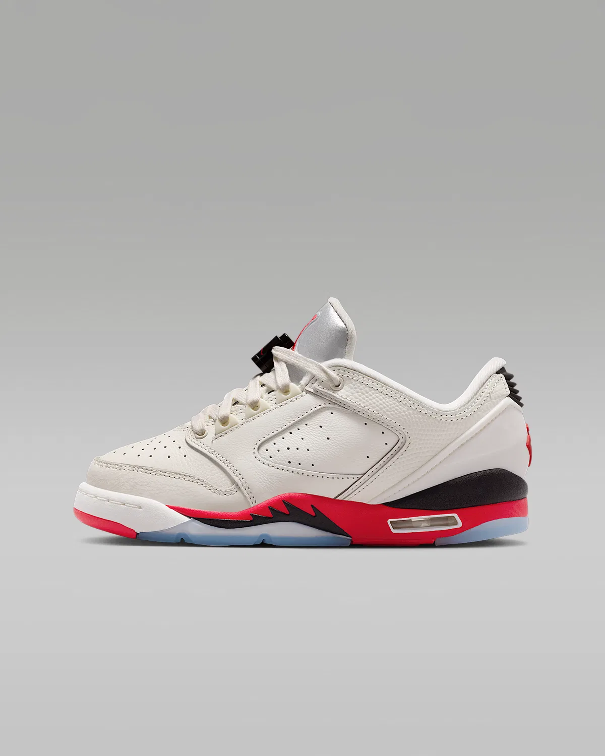 Кроссовки Big Kids' Shoes Air Jordan Sixty Plus Low, Sail/Black/Reflect Silver/Fire Red