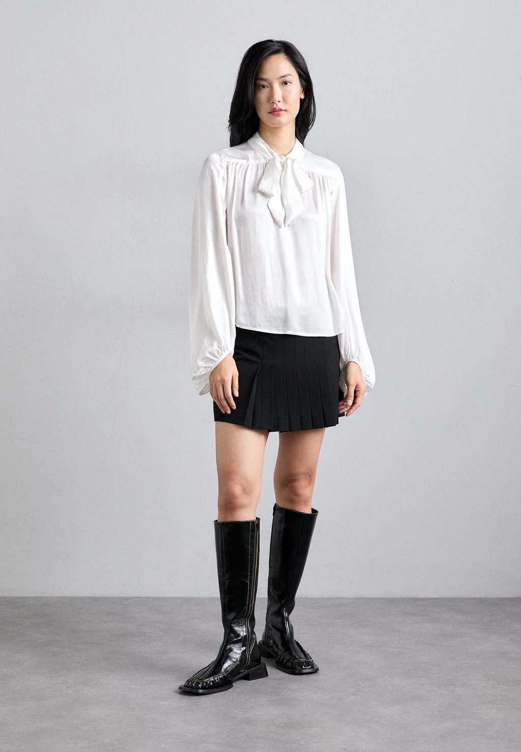 

Блуза LUCILLE BOW BLOUSE DESIGNERS REMIX, молочный