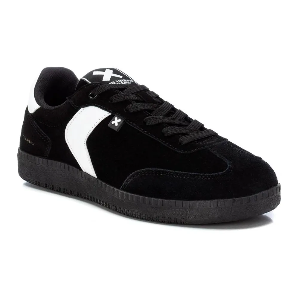

Кроссовки Xti 143396 trainers, черный