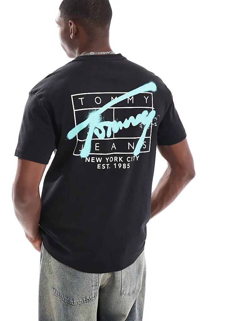

Футболка с логотипом и граффити на спине черного цвета Tommy Jeans