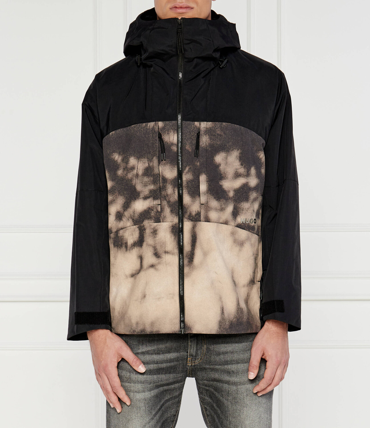 

Куртка HUGO Regular Fit, черный