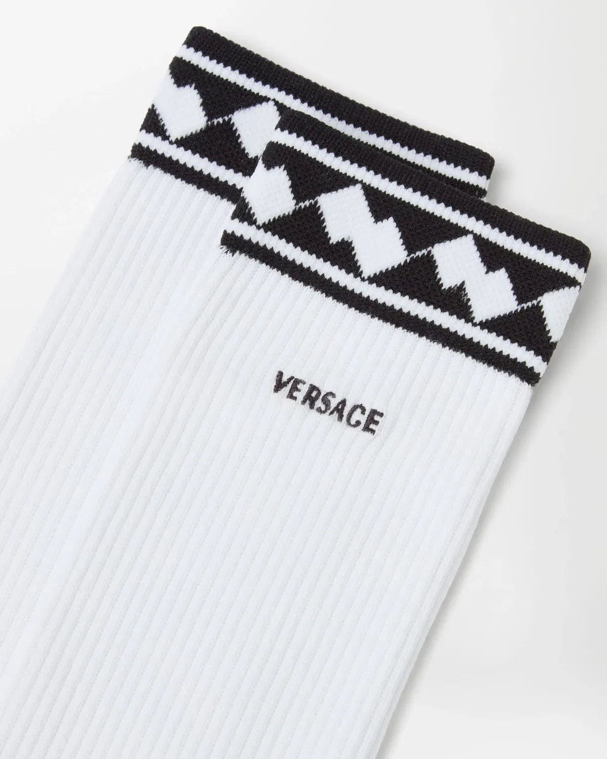Вышитые хлопковые рифленые носки VERSACE, белый — фото 2