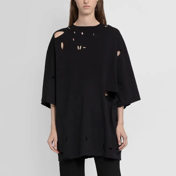 Футболка Balenciaga с дырками, черный — фото 3