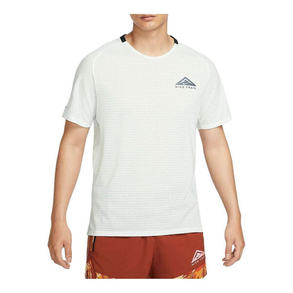 

Футболка dri fit trail solar chase Nike, белый