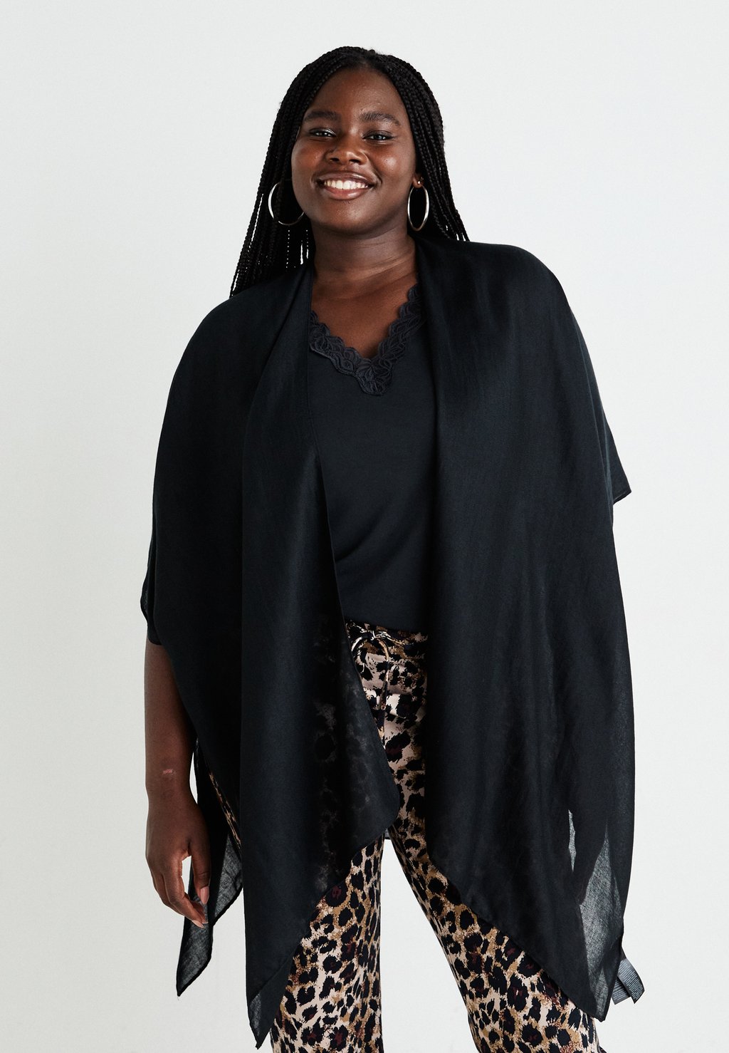 

Летняя куртка CARLUNA LIFE PALM BEACH CARDIGAN ONLY Carmakoma, черный
