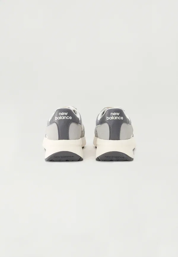Кроссовки New Balance 370, бетон — фото 3