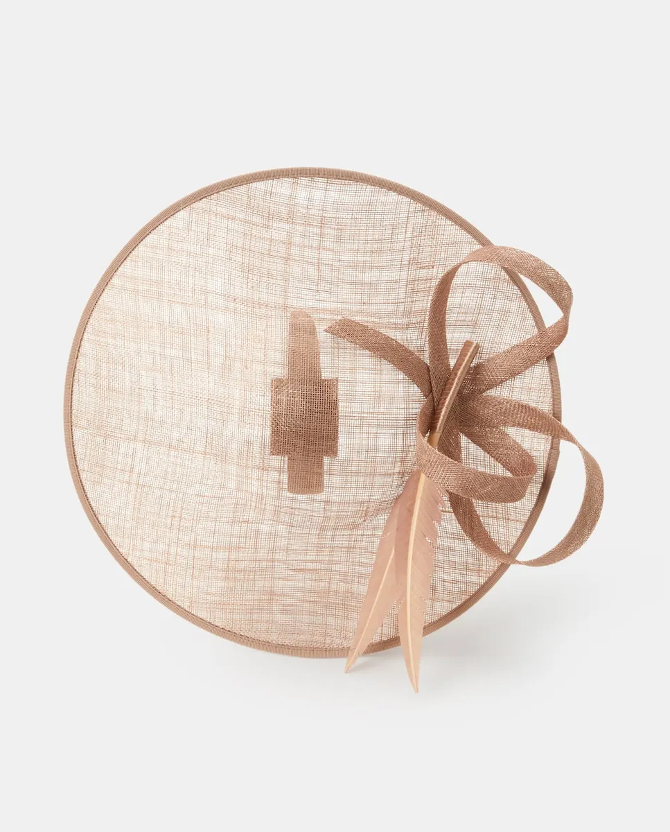 

Свадебная шляпа с сеткой и перьями Latouche, бежевый