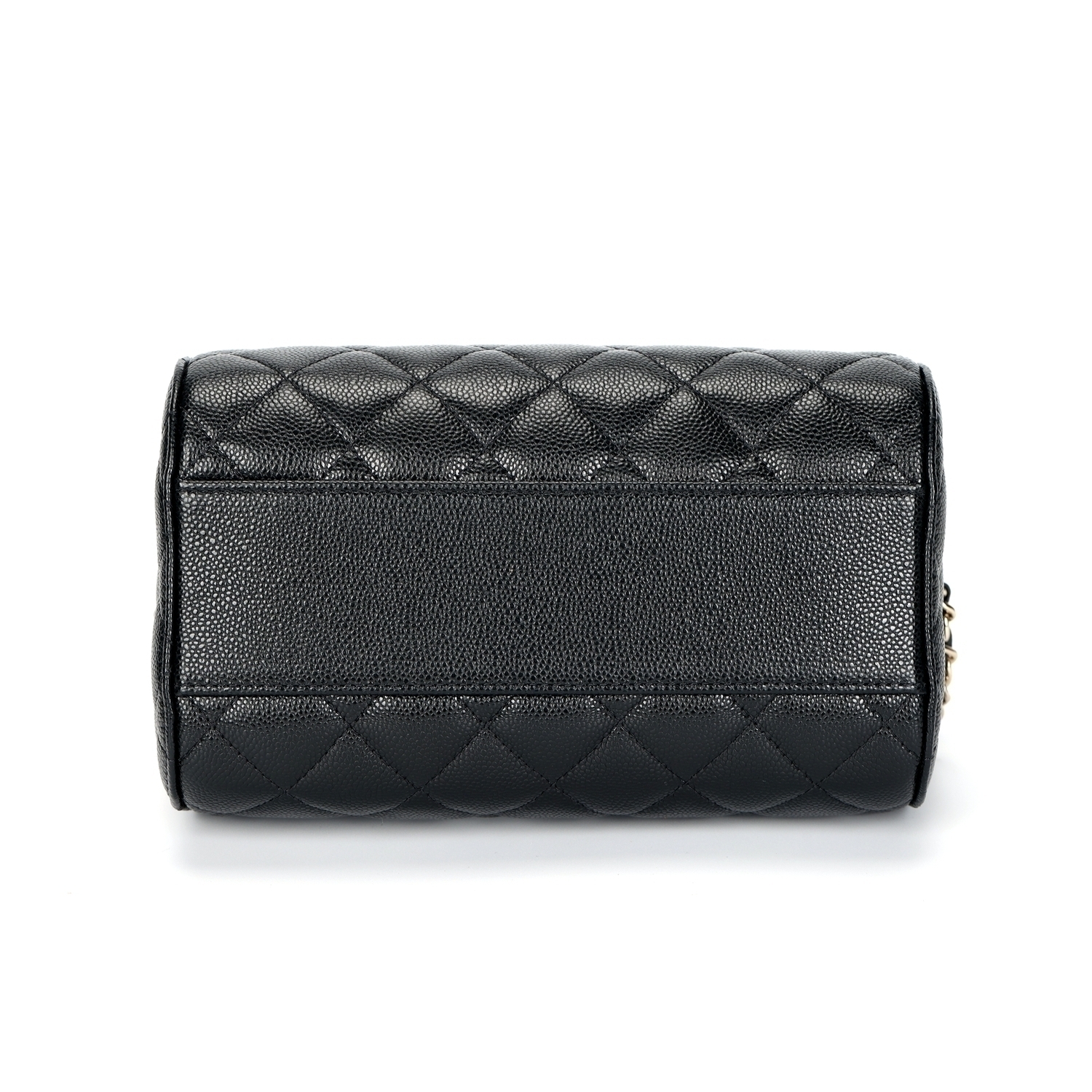 CHANEL Женская черная сумка через плечо из зерненой телячьей кожи с золотистой фурнитурой — фото 4