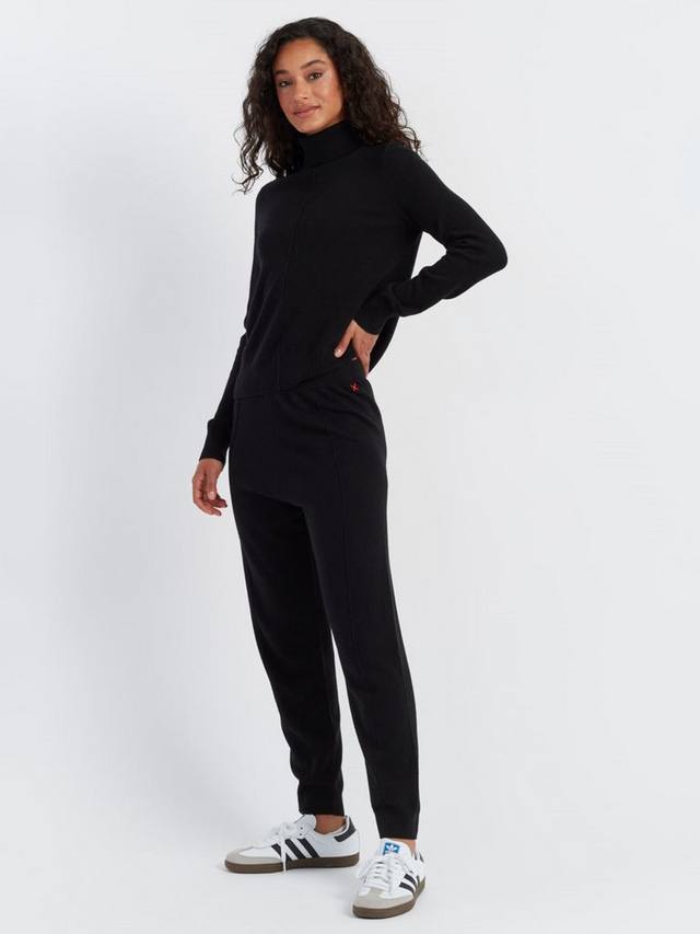 

Базовые утепленные тайперы-джоггеры Wool Rich Chinti & Parker, Black