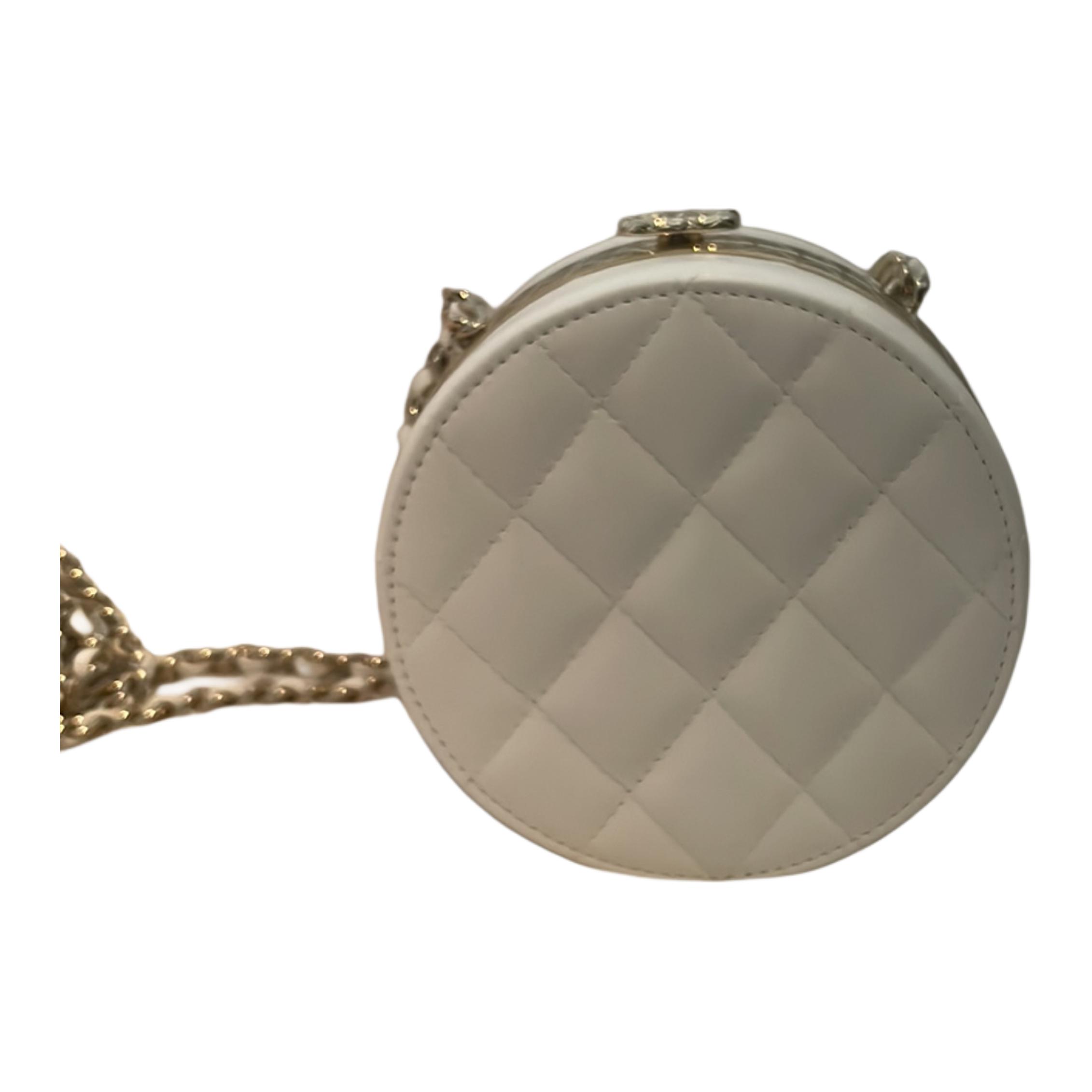 

CHANEL Круглая сумка через плечо женская белая