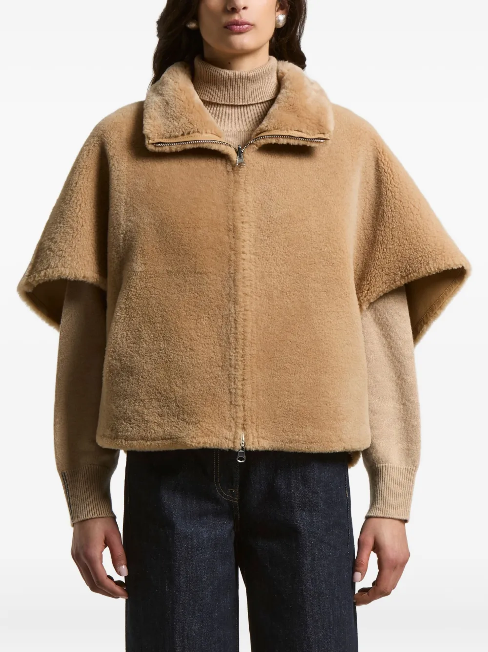 

Кейп на молнии с тисненым логотипом Peserico, коричневый