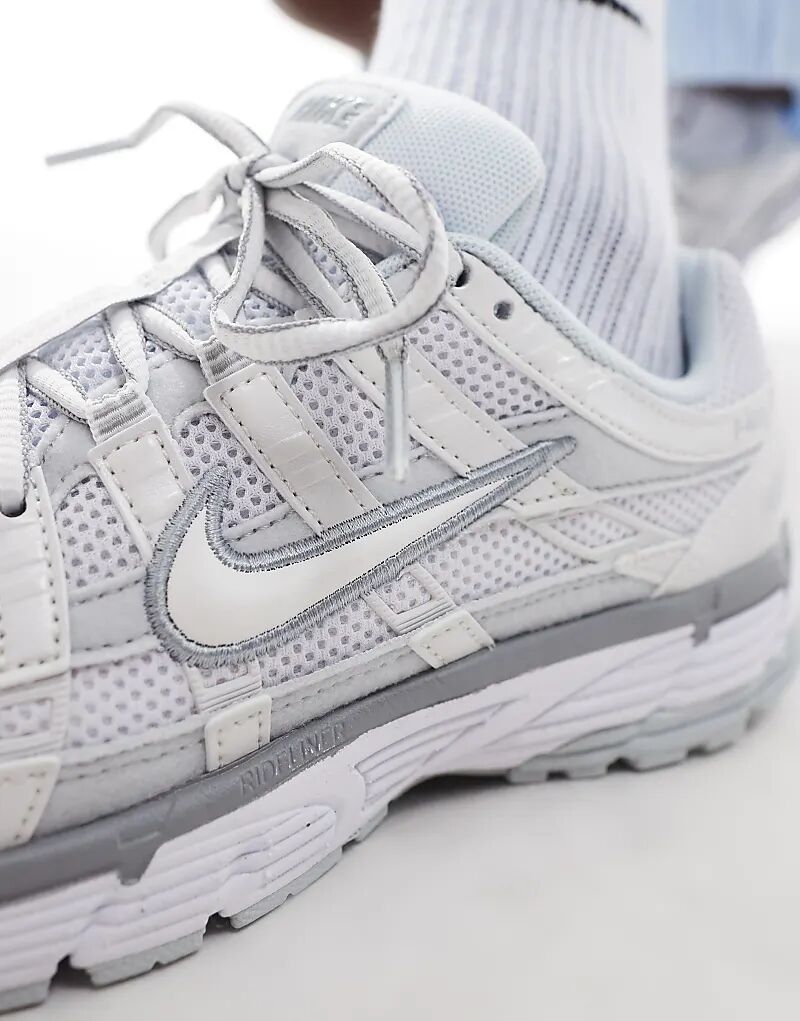 Кроссовки унисекс Nike P-6000 белого и серебристого цветов — фото 3