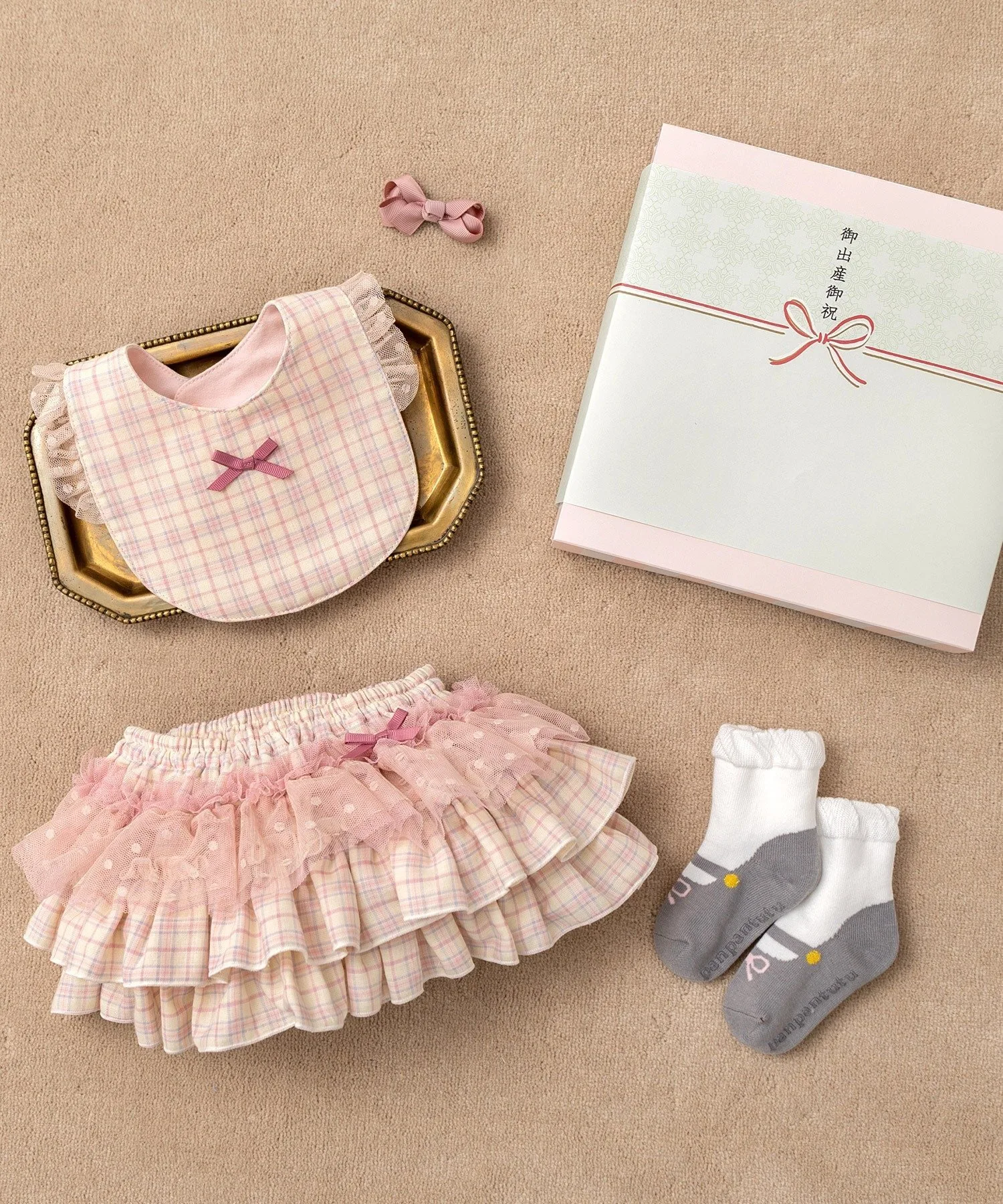 Подарочная коробка для новорожденного с праздничной упаковкой Panpantutu, Milk Pink Check