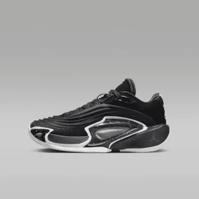 

Кроссовки Nike Luka 3 "Speedway", цвет Black/Smoke Grey/Smoke Grey/White