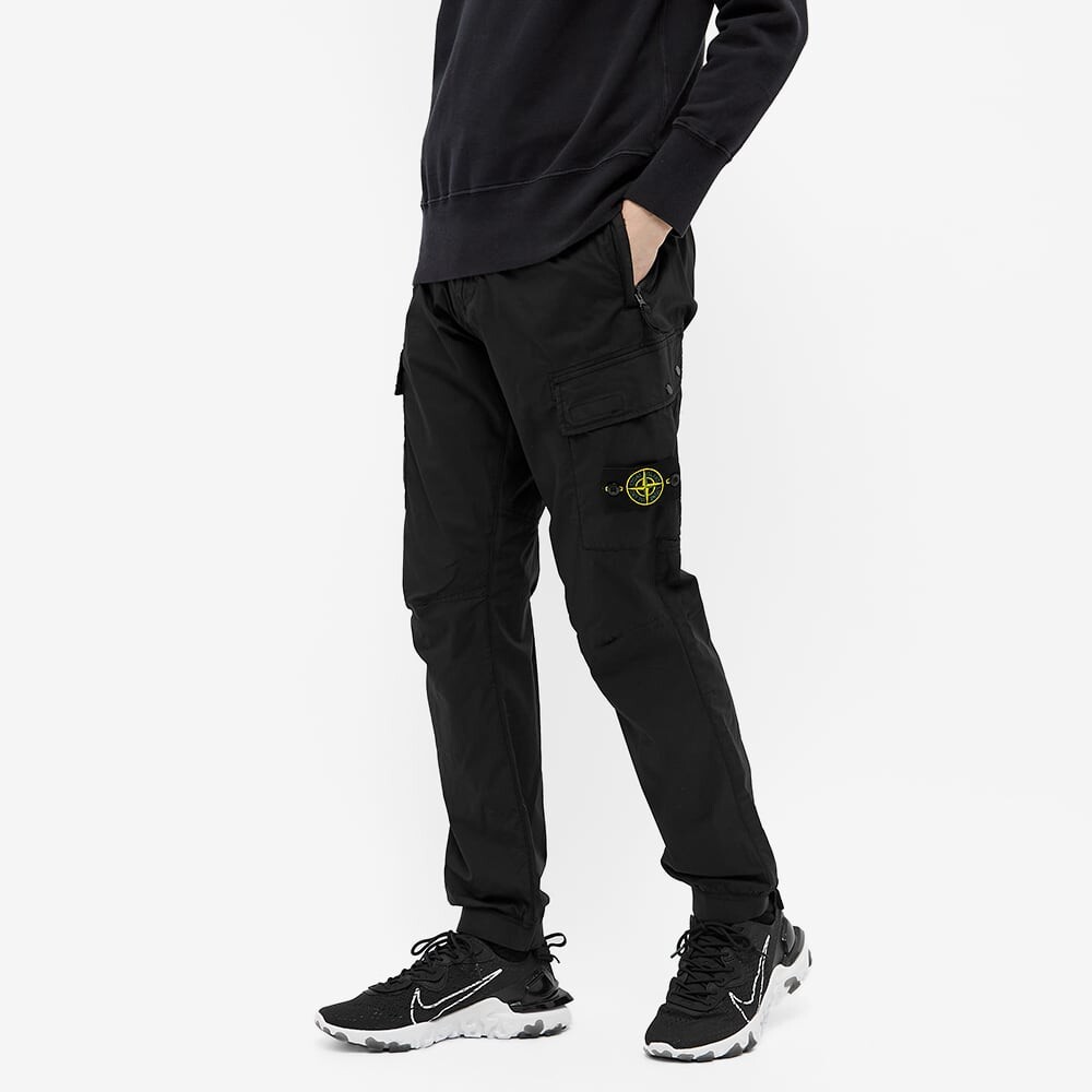 Брюки-карго мужские Stone Island на резинке, черный — фото 3