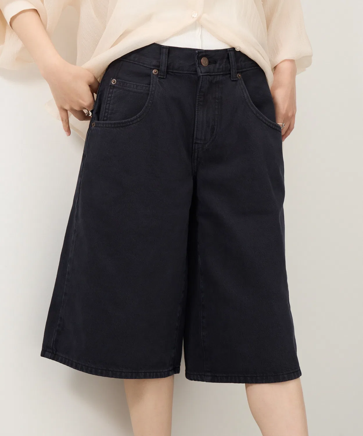 Шорты джинсовые Levi’s SUPER BAGGY JORTS, широкие, чёрные