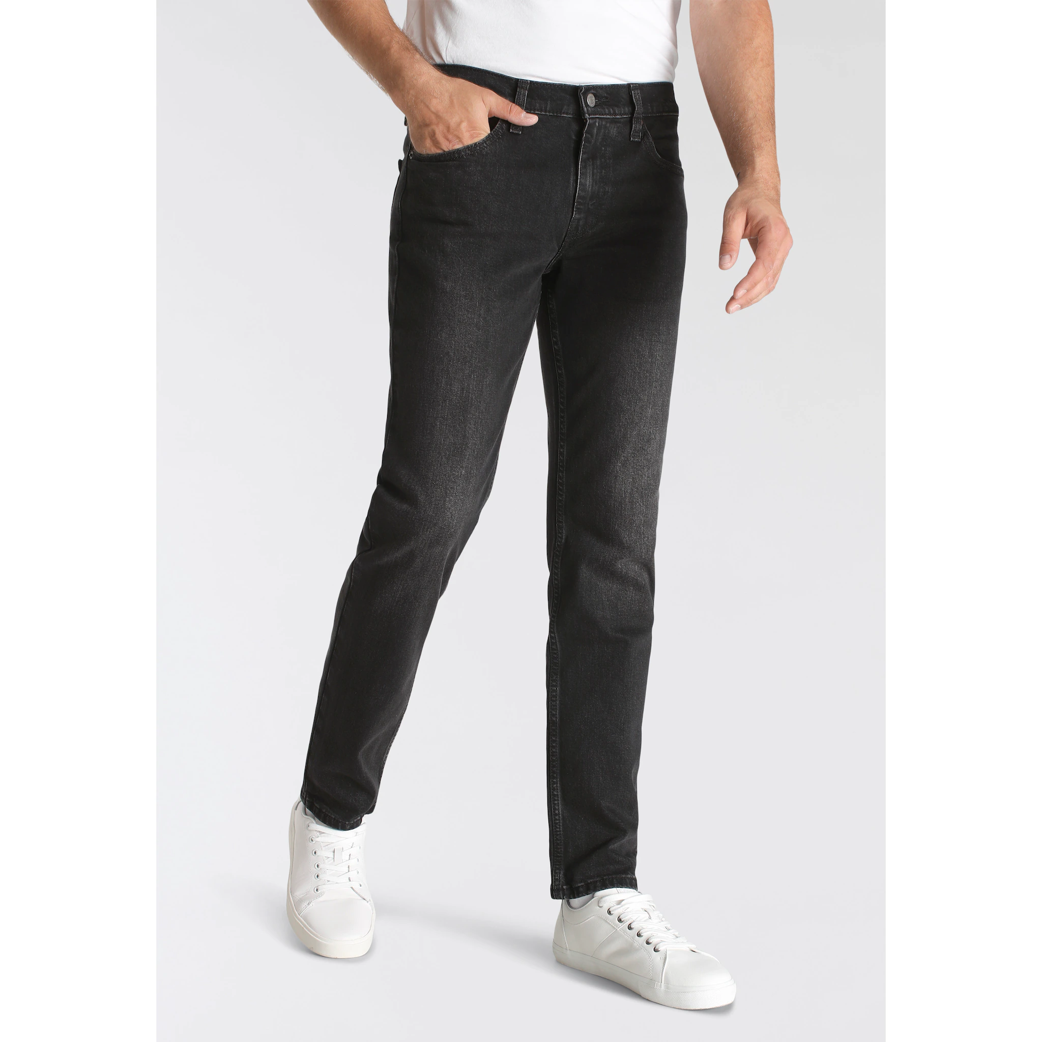 

Джинсы Levi's узкого кроя "511 SLIM", эластичные, черный