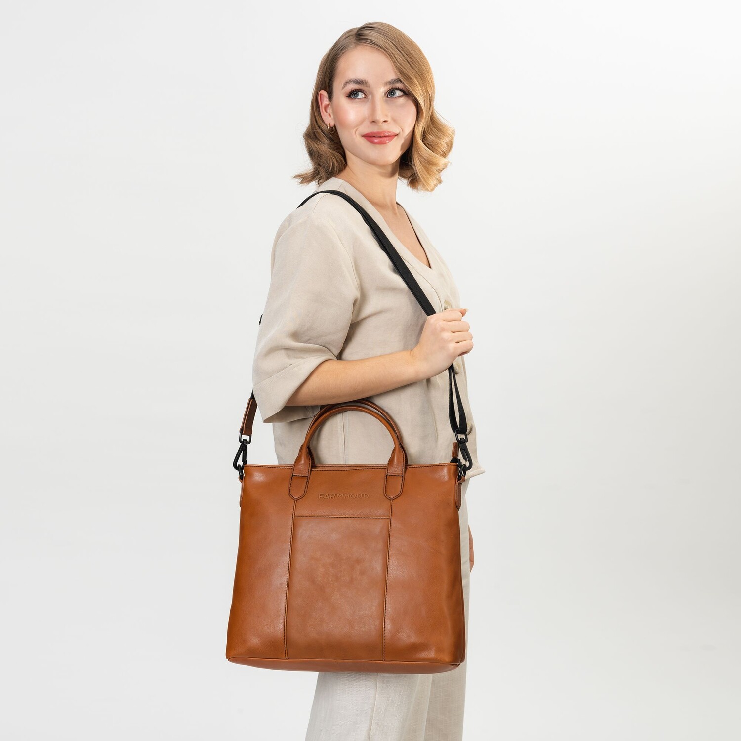 

Сумка Farmhood Memphis Handtasche Leder 37 cm Laptopfach, коньячный