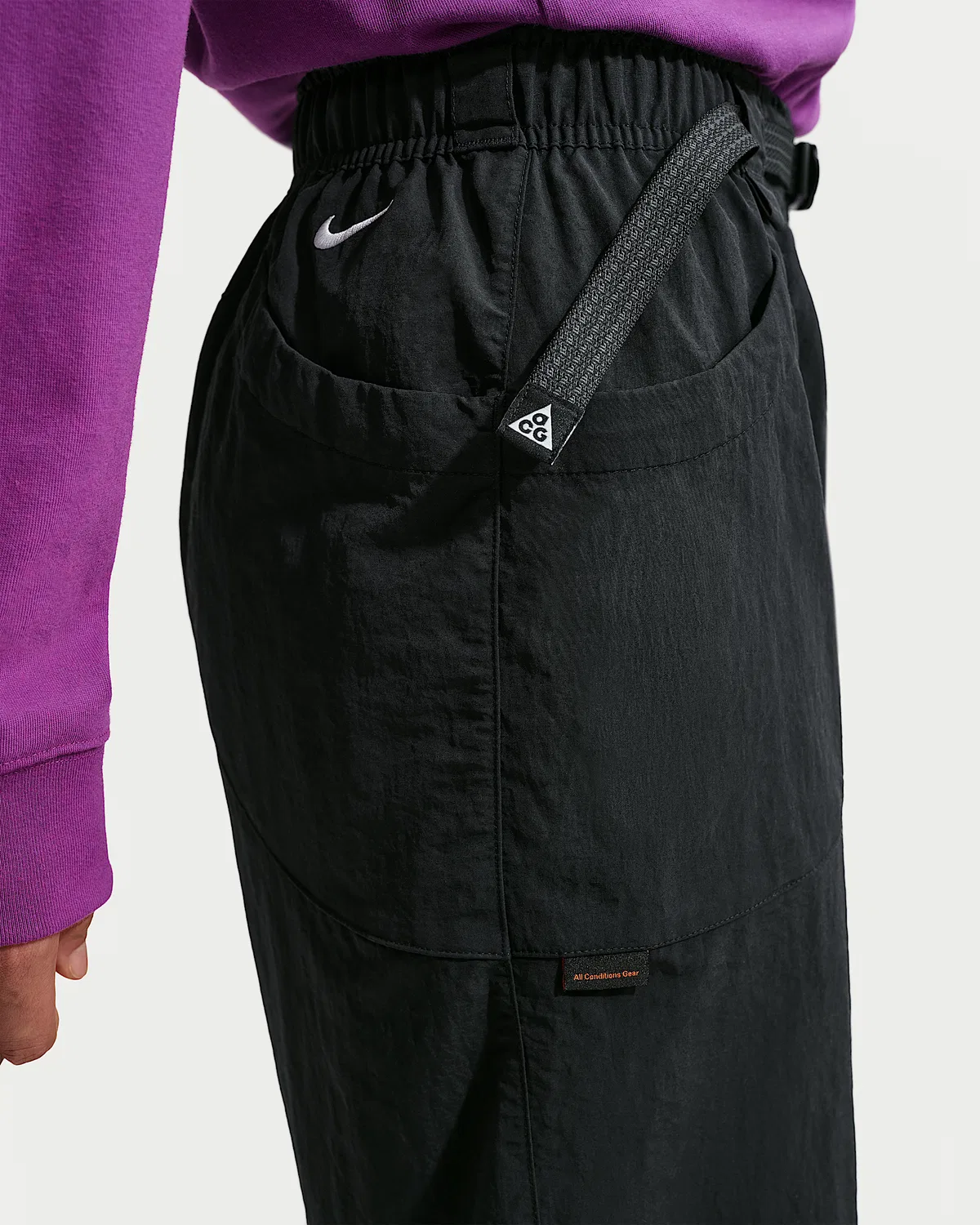 Женские штаны Nike ACG "Dolomiti", Black/Summit White — фото 3