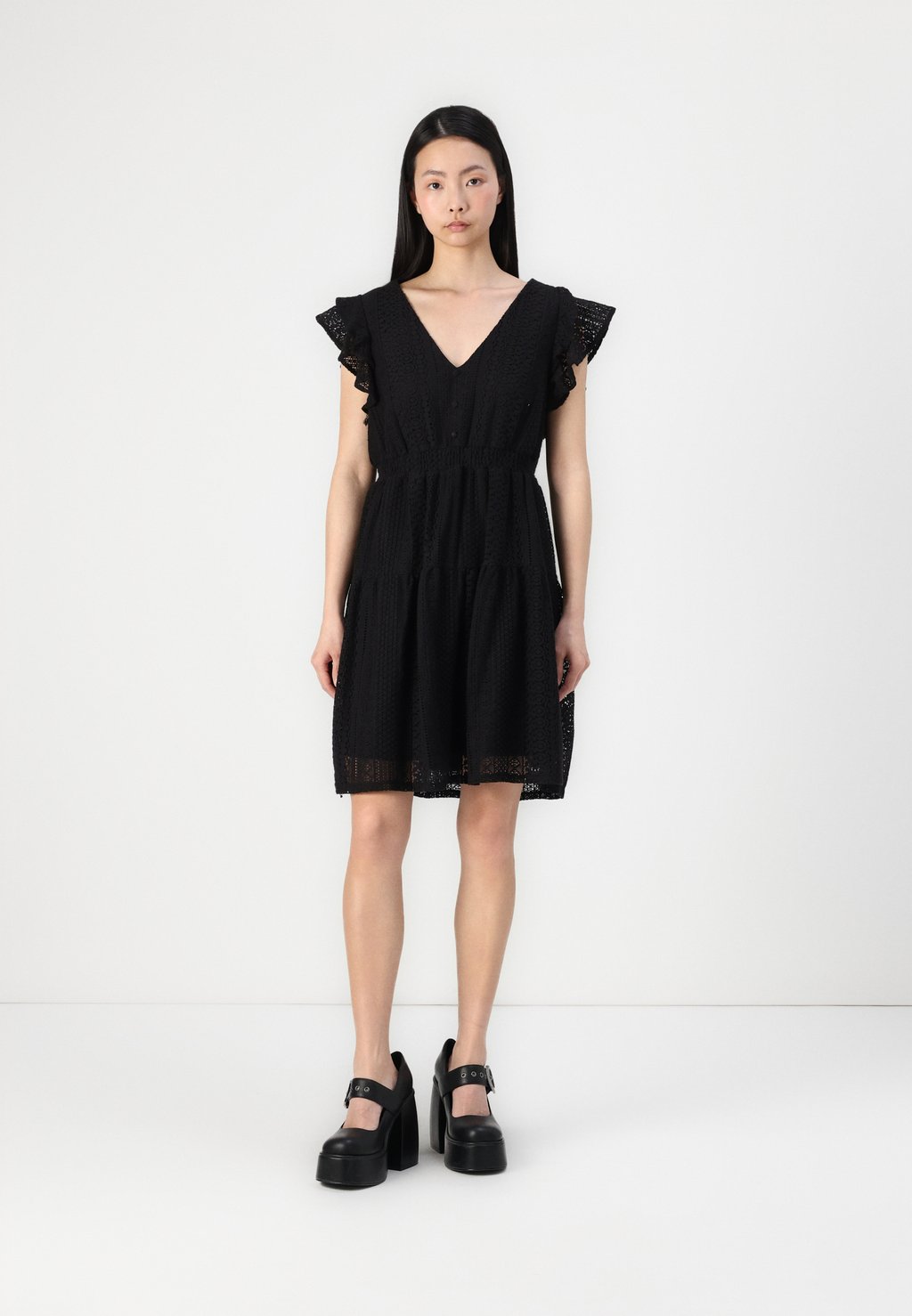 

Повседневное платье VMHONEY V NECK SHORT DRESS Vero Moda, черный