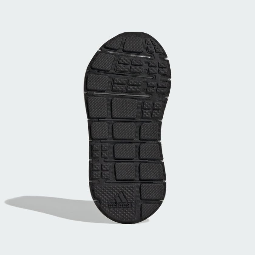 Кроссовки для детей Adidas Swift Run, белый/черный — фото 3