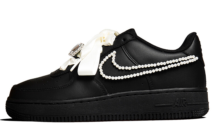 

Кроссовки Nike Air Force 1 Skateboard Shoes Women's Low-Top Black White