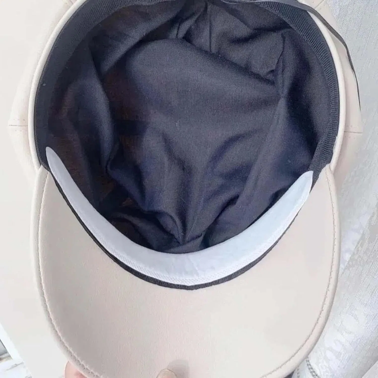 Вкладыши для защиты от пота для головных уборов Generisch, A: White Has Sweat-Absorbing Stickers — фото 4