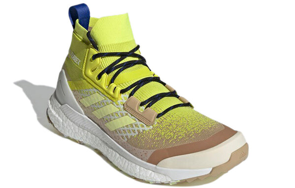Кроссовки adidas Terrex Free Hiker Primeblue 'Pulse Yellow Beige Tone', желтый — фото 3