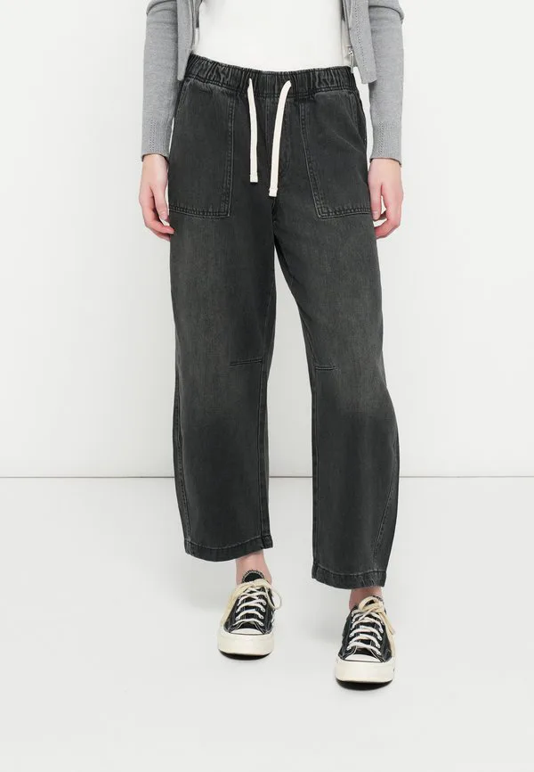 Свободные джинсы barrel birdie Gap, Black Wash