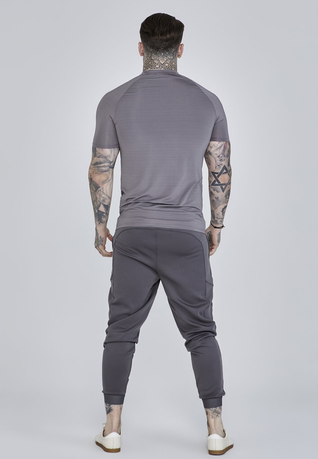 

Спортивные штаны Joggers SIKSILK, серые