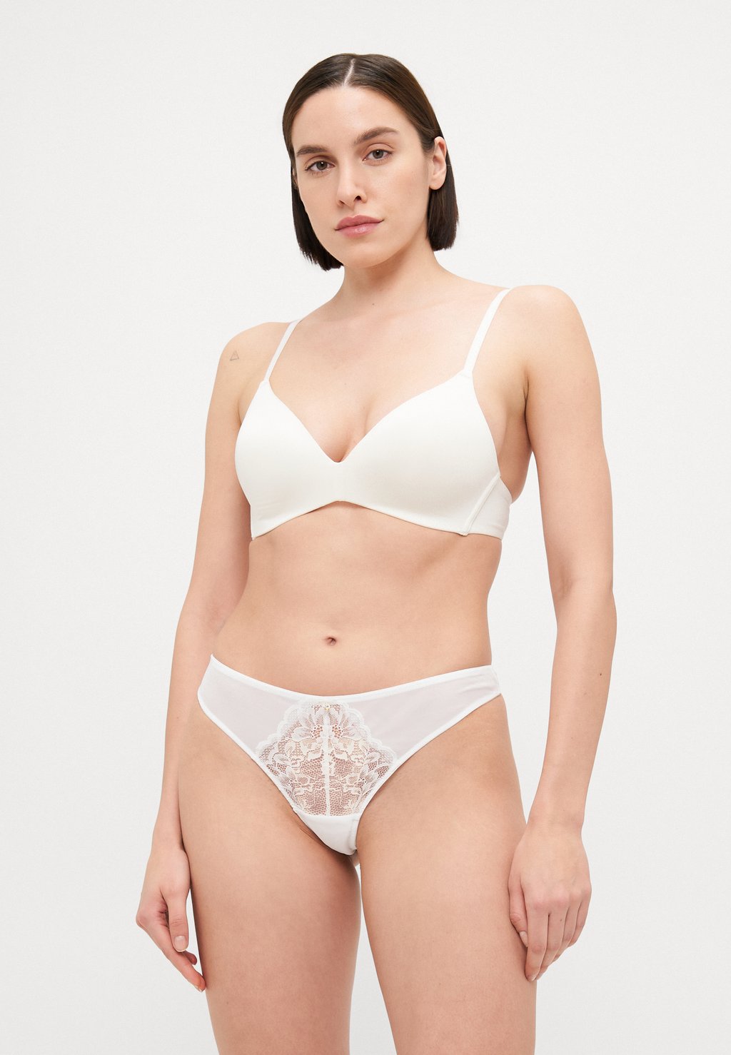 

Стринги PLANET THONG 3 PACK Ann Summers, белый