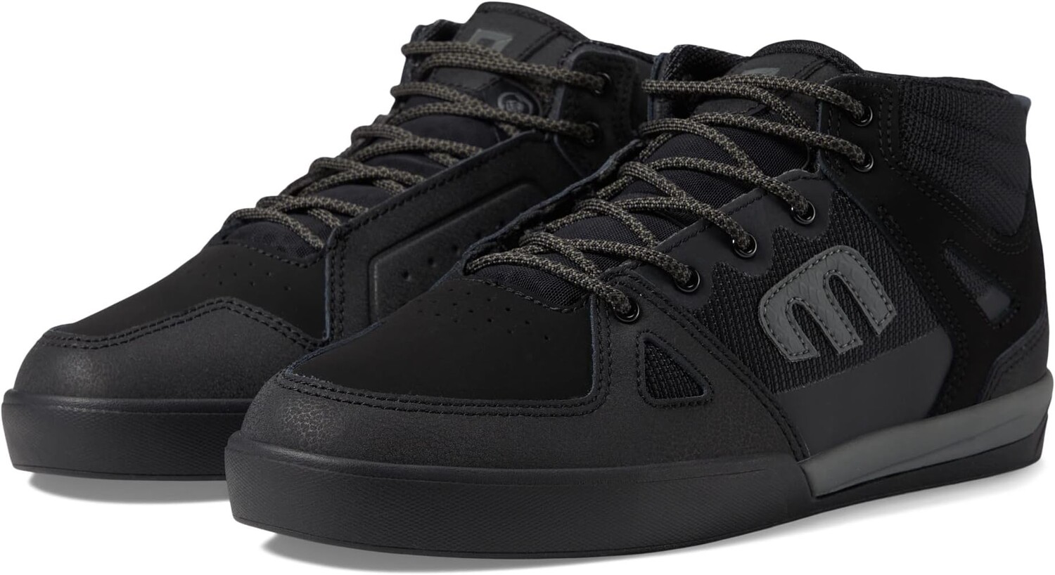 

Кроссовки etnies Johansson Pro, черный