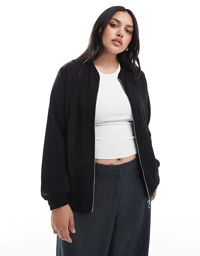 

Куртка-бомбер Vero Moda Curve свободного кроя черного цвета