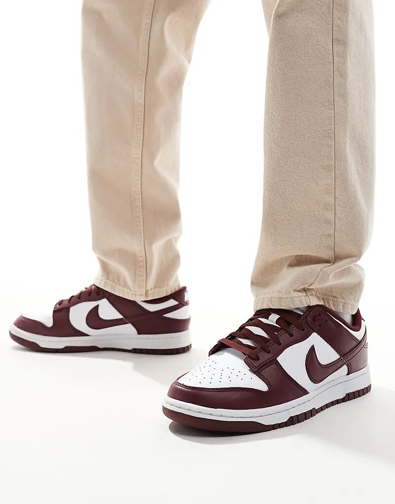 

Кроссовки Dunk Low Retro бордового и белого цвета Nike