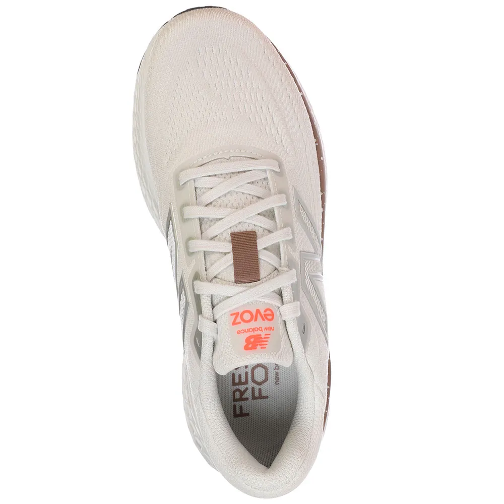 Беговые кроссовки New Balance Fresh Foam X Evoz V4, бежевый — фото 4